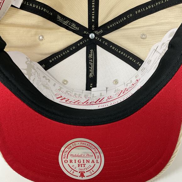Mitchell & Ness Chicago Bulls Corduroy Snapback Off White Hat Cap NWT RED Brim - Picture 2 of 6